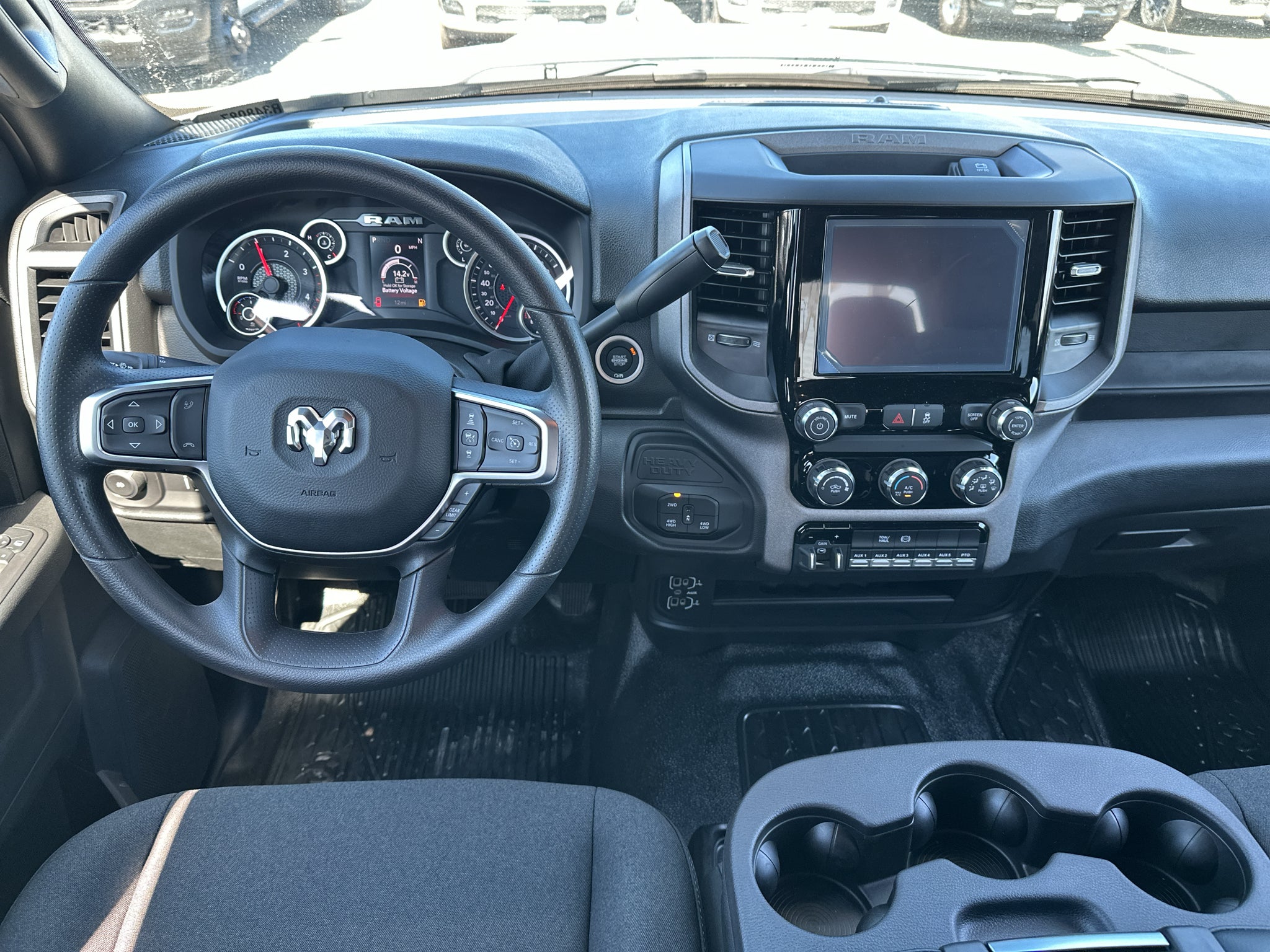 2026 RAM Ram 3500 Chassis Cab RAM 3500 TRADESMAN CREW CAB CHASSIS 4X4 60' CA