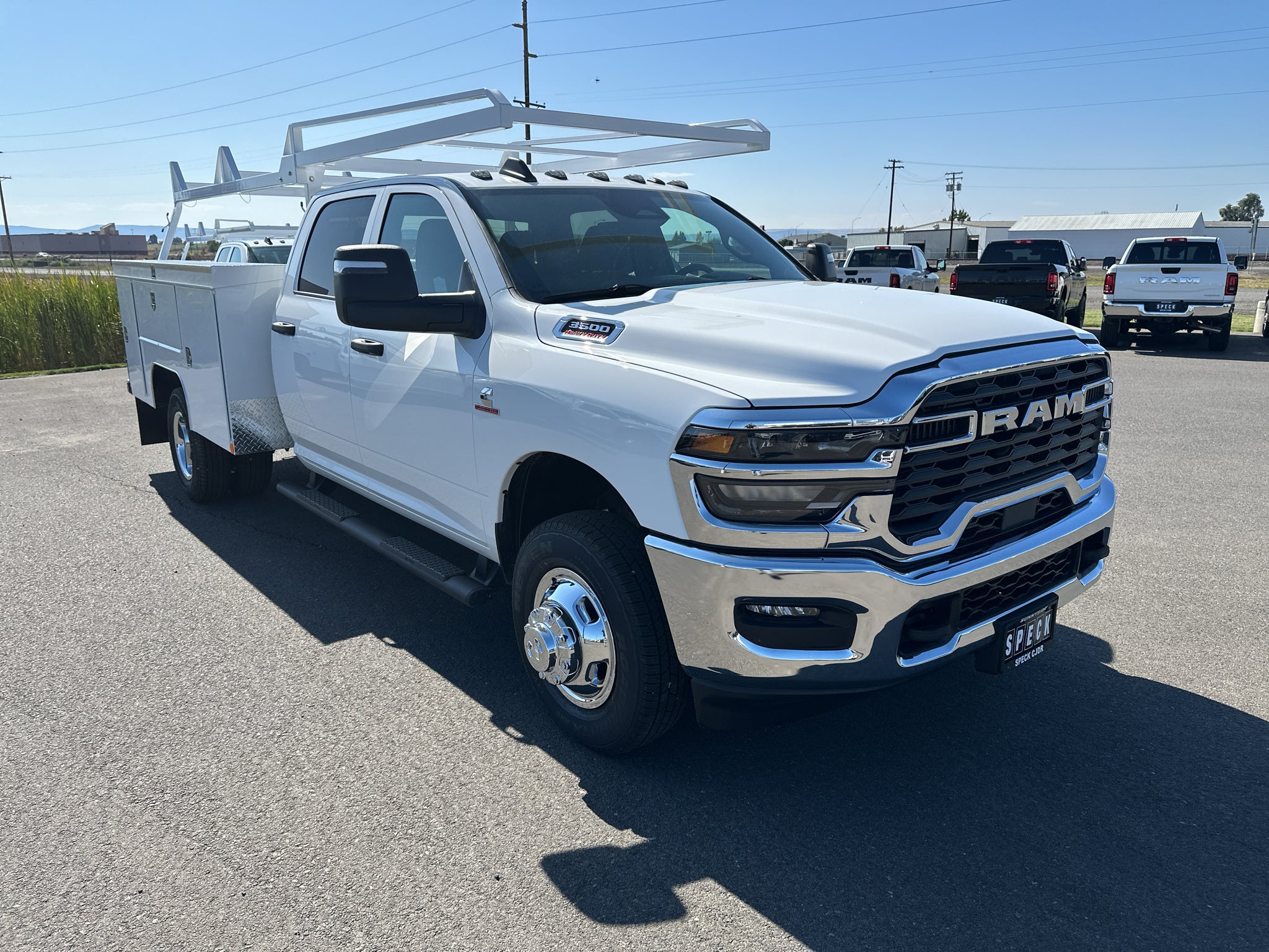 2026 RAM Ram 3500 Chassis Cab RAM 3500 TRADESMAN CREW CAB CHASSIS 4X4 60' CA