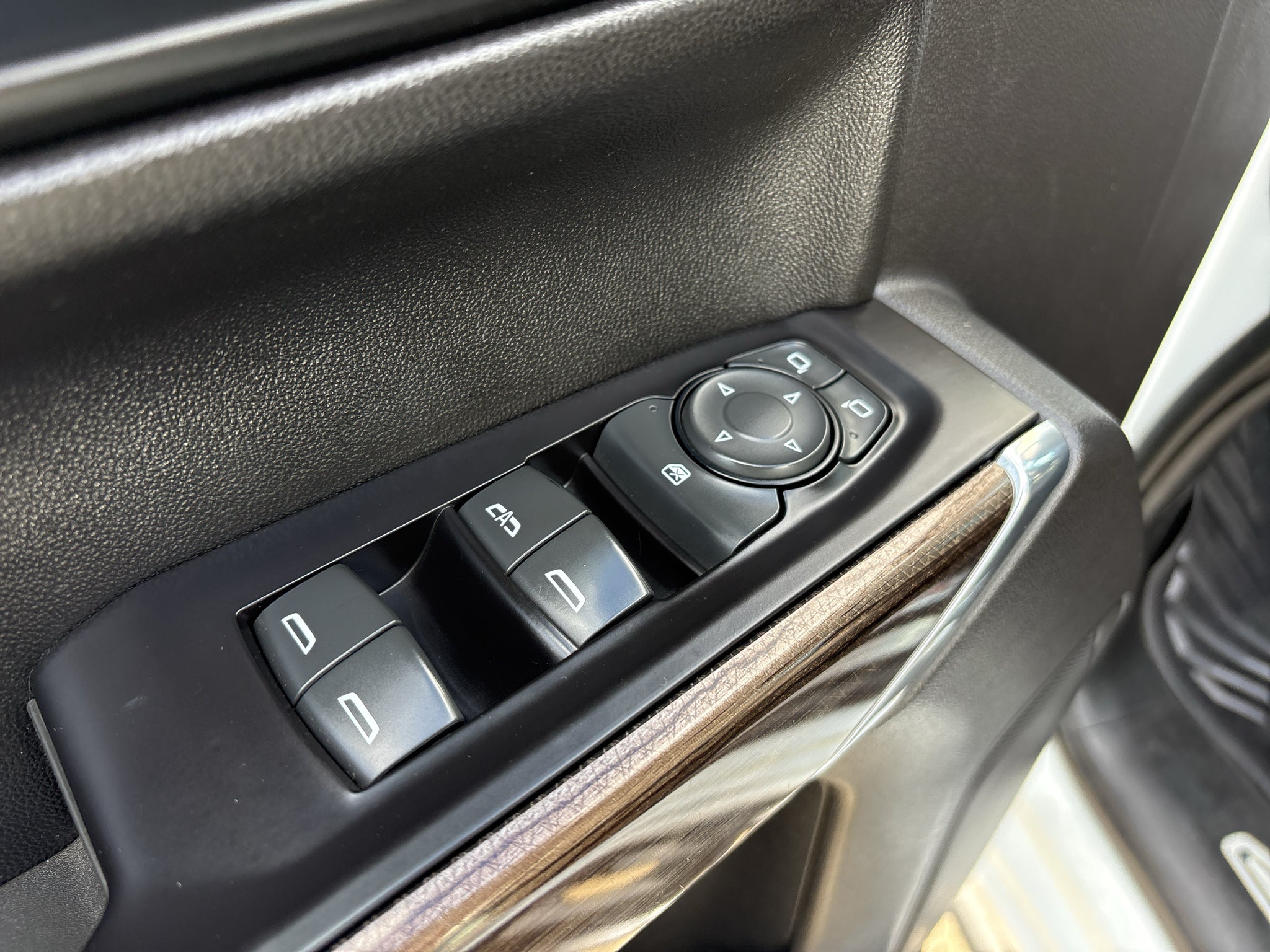 2020 Chevrolet Silverado 1500 4WD Crew Cab Short Bed LT Trail Boss
