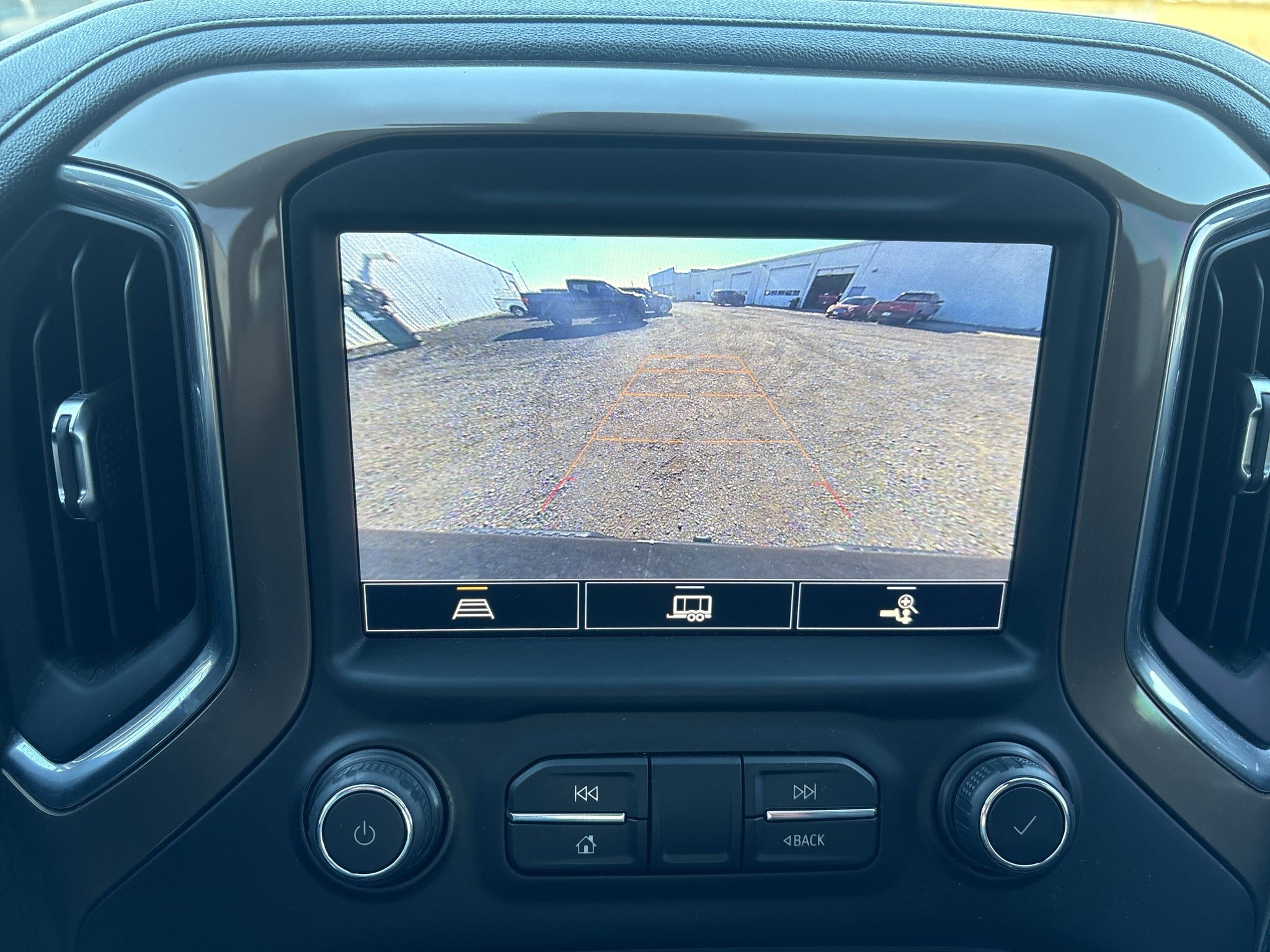 2021 Chevrolet Silverado 1500 4WD Crew Cab Short Bed High Country