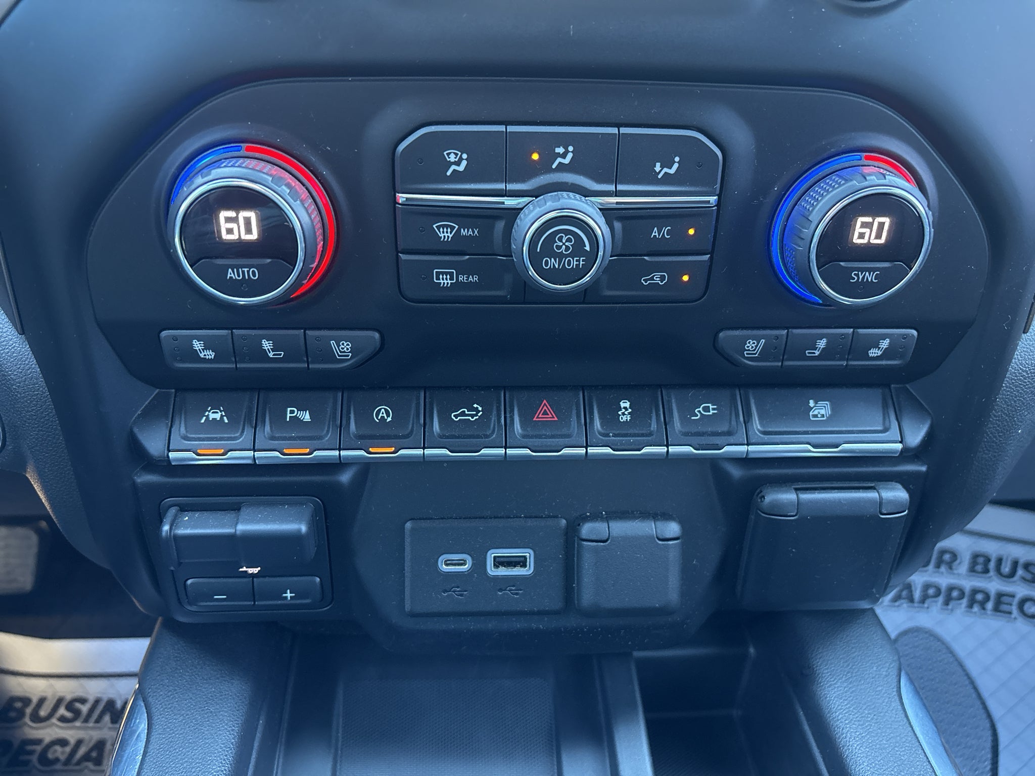 2021 Chevrolet Silverado 1500 4WD Crew Cab Short Bed High Country