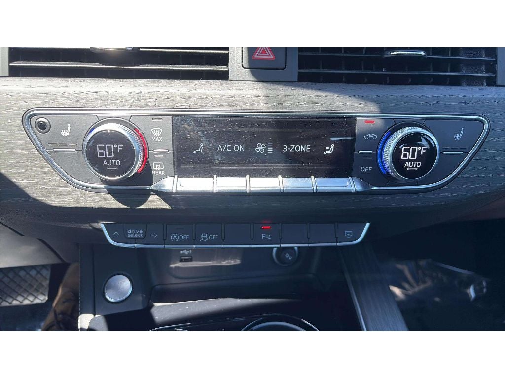 2024 Audi A4 Premium Plus 45 TFSI S line quattro S tronic