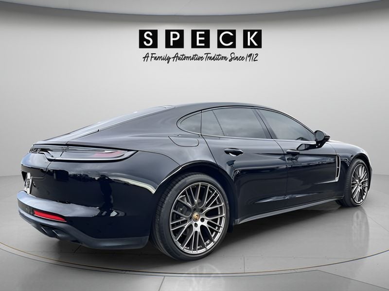 2023 Porsche Panamera 4
