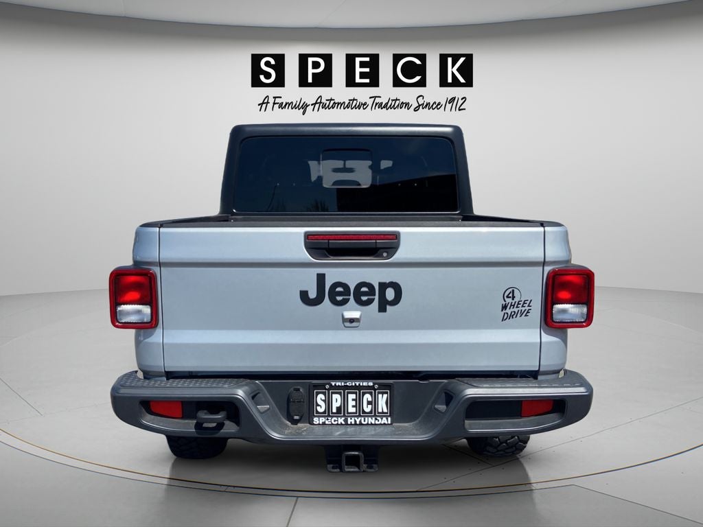 2023 Jeep Gladiator Willys
