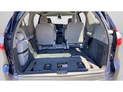 2020 Toyota Sienna LE