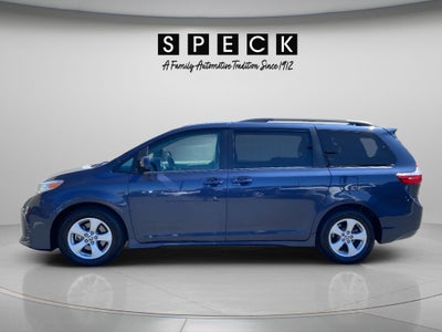 2020 Toyota Sienna LE