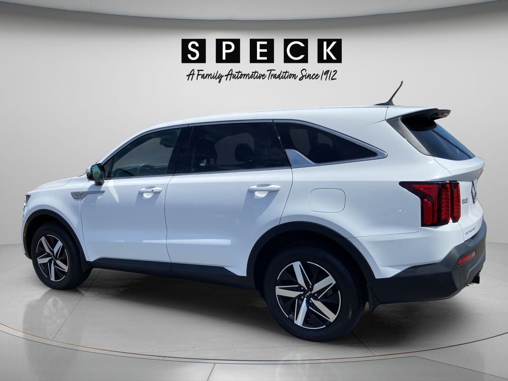 2023 Kia Sorento LX