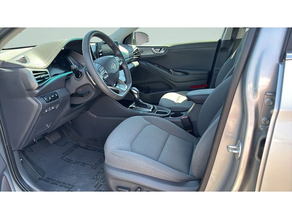 2022 Hyundai IONIQ Hybrid SE