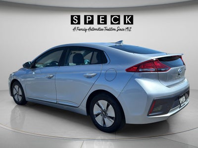 2022 Hyundai IONIQ Hybrid SE