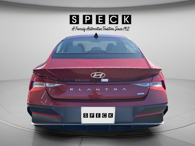 2025 Hyundai Elantra Hybrid Limited