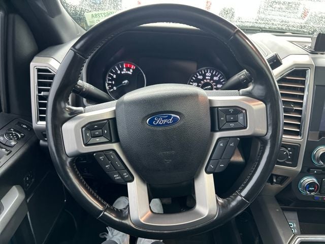 2017 Ford F-350SD Lariat DRW