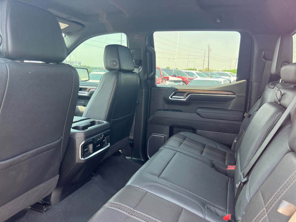 2023 Chevrolet Silverado High Country