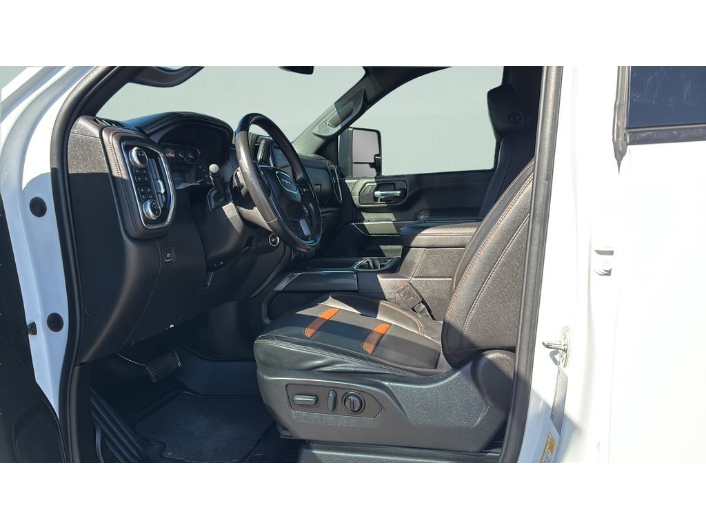 2022 GMC Sierra AT4