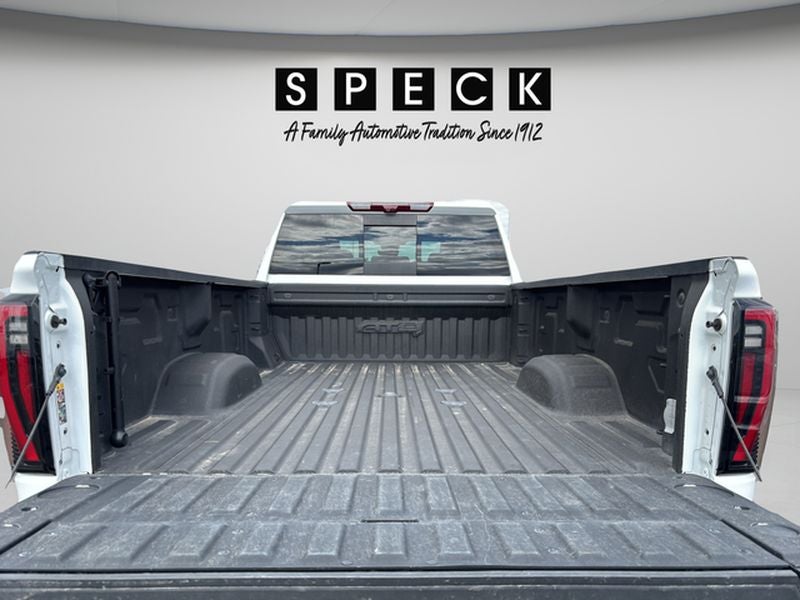 2024 GMC Sierra AT4