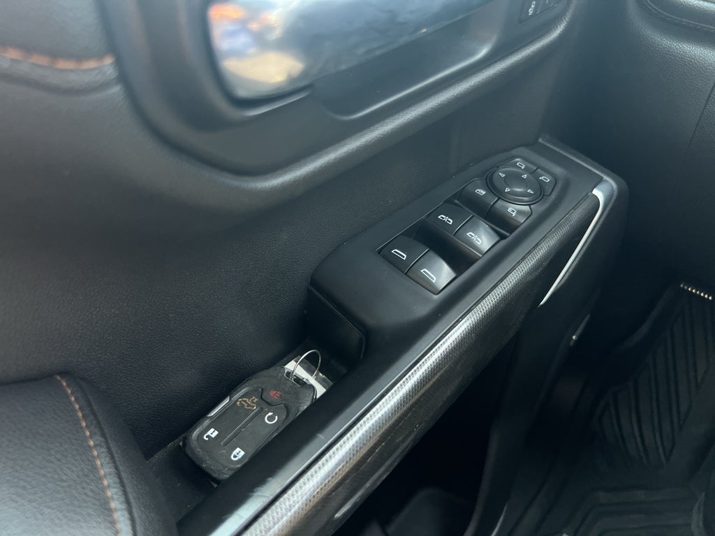 2020 GMC Sierra AT4