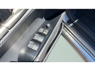 2025 Toyota Camry Hybrid SE