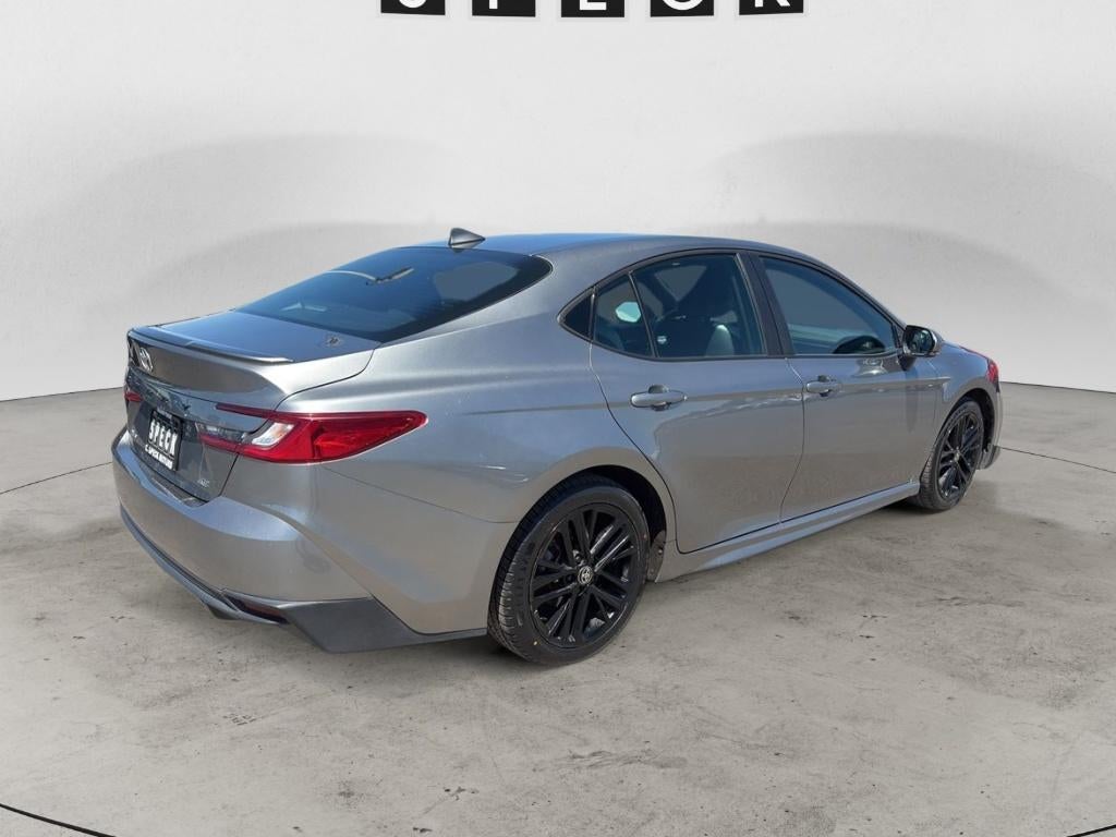 2025 Toyota Camry Hybrid SE