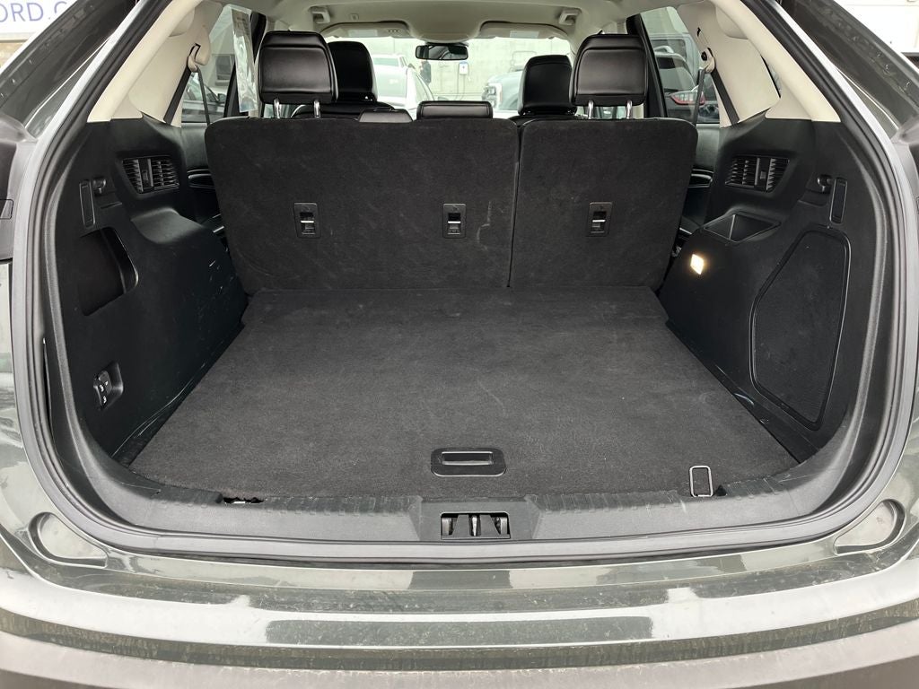 2023 Ford Edge Titanium