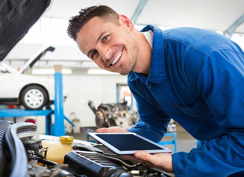 service technician diagnostic equipment img